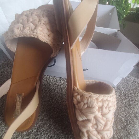 Aldo Sandals Size 7 - Picture 5 of 7